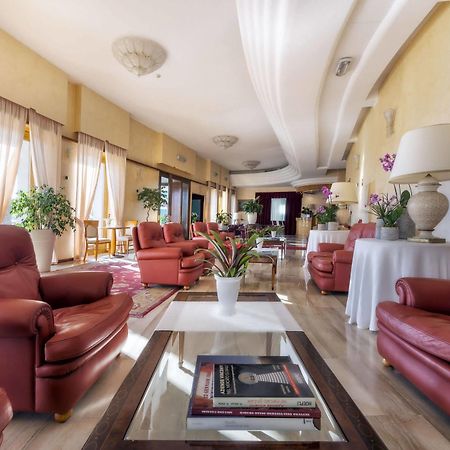 Astura Palace Hotel Nettuno Esterno foto