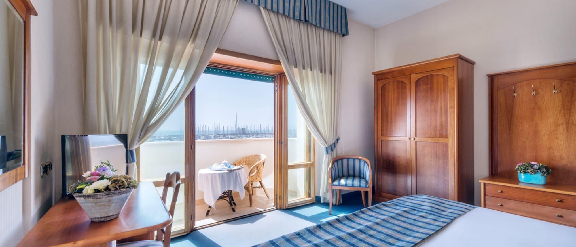 Astura Palace Hotel Nettuno Esterno foto