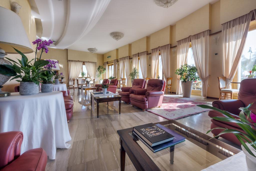 Astura Palace Hotel Nettuno Esterno foto