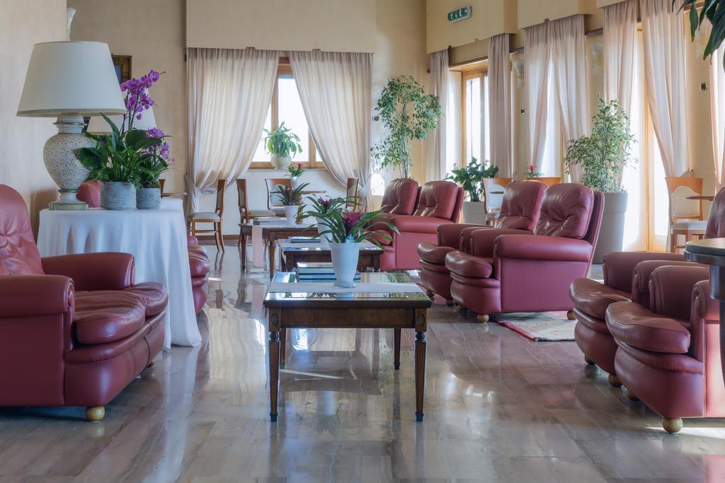 Astura Palace Hotel Nettuno Esterno foto