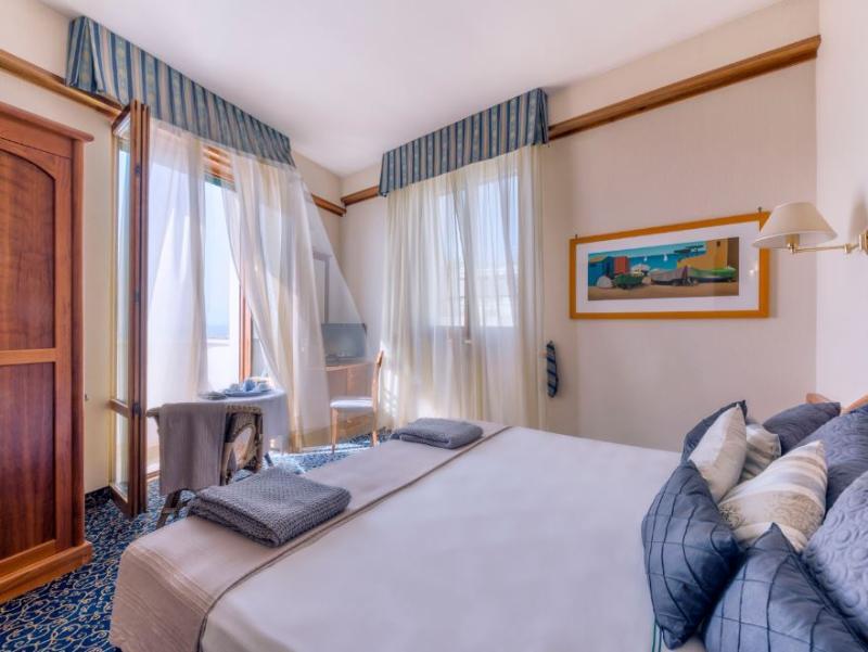 Astura Palace Hotel Nettuno Esterno foto